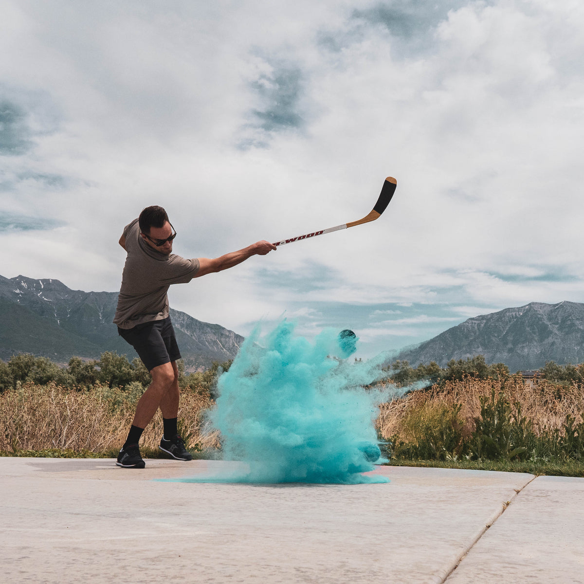 thumbnail image 2 of Gender Reveal Hockey Puck 2-Pack With Pink & Blue Powder - Exploding Slapshot Baby Reveal For Hockey Fans 2 of 12
