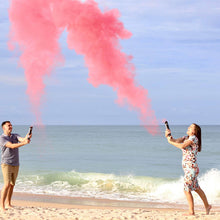Load image into Gallery viewer, cute gender reveal beach photos
